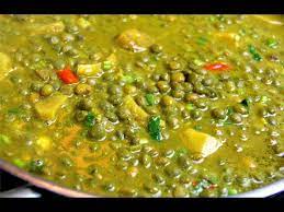 traditional curry pigeon peas recipe