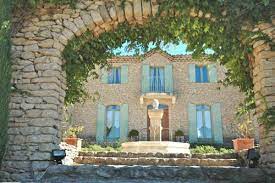 bed breakfast luberon charming bed