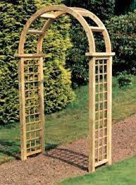 garden arches metal vs wood