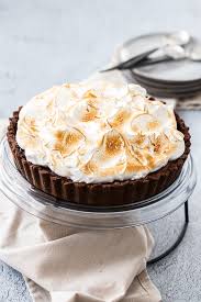 chocolate meringue pie stunning and