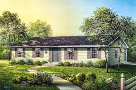 economical 4 bedroom ranch house plan