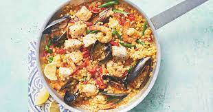 Seafood And Pearl Couscous Paella gambar png