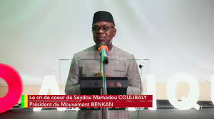 Après bamako, le mouvement un autre mali est possible (amp) manifeste son soutien à la plateforme « benkan » de seydou mamadou coulibaly à . L Envolee Theatrale De Seydou Mamadou Coulibaly Dans Le Koteba Benkan Youtube