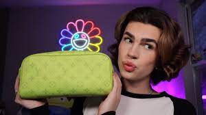 asmr what s in my makeup bag you