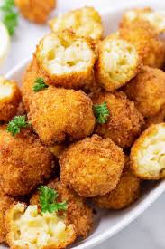 fried mac and cheese bites cooking