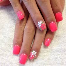 This adorable flower nail art is so easy to do…all you need is a dotter and a couple of different colors of polish. Schon Mit Diesen Hubschen Blumen Nageldesig Nageldesign Cute Nail Colors Manicure And Pedicure Flower Nails