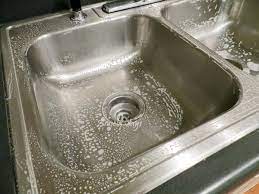 cleaning snless steel sinks
