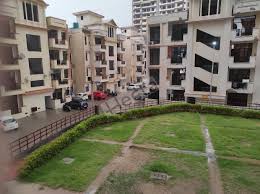 2 bhk flat in srs peral height sec 87