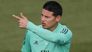 James rodriguez is not training with real madrid in valdebebas today. The Fans Love Him Roberto Carlos Urges James Rodriguez To Give Real Madrid One More Shot Football Espana