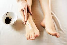 5 diy foot scrubs for smooth soles