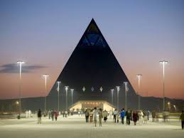 KÃ©ptalÃ¡lat a kÃ¶vetkezÅ‘re: â€žszabadkÅ‘mÅ±ves piramisâ€