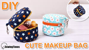 diy cute makeup bag sewing gift ideas