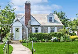 Real Estate Agent In Garden City Ny