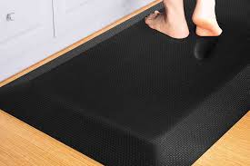 kitchen mat uses gel and memory foam