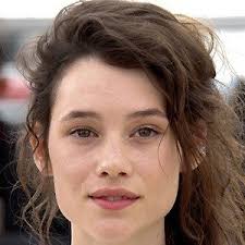 astrid berges frisbey age family