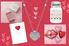 best valentine s gifts for her 2023