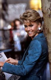 Minimum picture size should be 400 x 400 pixels. Olivia Newton John Looking Cute With Her 1980s Short Hairdo Olivia Newton John Singer Olivia Newton Jones