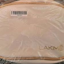 lakme travel pouch freeup