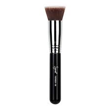 5 best makeup brushes essential to your