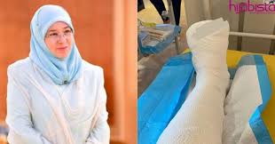 Queen afzan of pahang's diamond state tiara now worn by queen azizah. Jatuh Waktu Main Golf Tunku Azizah Berterima Kasih Buat Yang Mendoakan Kesejahteraannya Hijabista