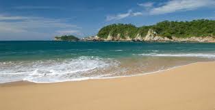 how safe is huatulco for travel 2023