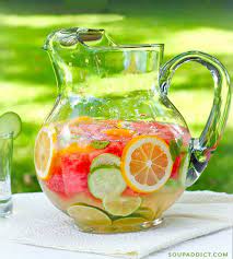 Homemade Vitamin Water Fruit Infused