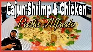cajun shrimp and en pasta alfredo
