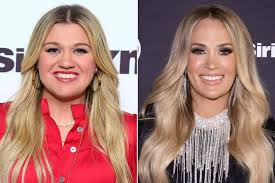 kelly clarkson squashes carrie