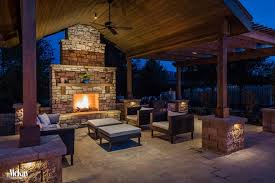 Outdoor Fireplace Lighting Ideas