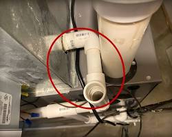 Gambar condensate drain line of AC