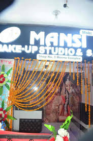 mansi makeup studio in meena complex