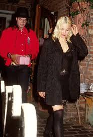 Much to the surprise of fans and the press, they made their first public appearance together at the 1991 academy awards and madonna recently told james corden that she french kissed mj. When The King Met The Queen Pictures Of Michael Jackson And Madonna At The Ivy Restaurant Beverly Hills In 1991 Vintage Everyday