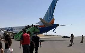 Flydubai: Νέα στοιχεία για το θρίλερ στον αέρα - Mαχαίρωμα στο πιλοτήριο και έρευνα για τρομοκρατική επίθεση (vids) | Liberal.gr