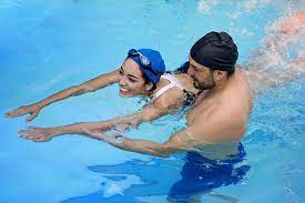 learn to swim tips for beginners and