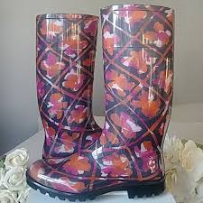 Burberry Wellies In Girly Pink Check Gently Used