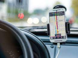 Mpow gives you another amazing mount with its windshield cell phone holder. The 8 Best Cell Phone Holders For Car In 2020 Esr Blog