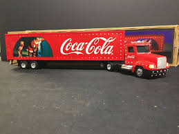 Coca Cola Christmas Caravan Truck Lights Up 1 43 Scale Needs Batteries