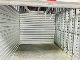 20 storage units in cleveland tn