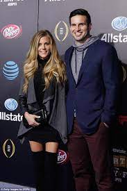 Samantha ponder (née steele) (born december 11, 1985) is an american sportscaster who is currently the host of sunday nfl countdown on espn. Pregnant Espn Star Sam Ponder Lashes Out At Twitter Trolls Sam Ponder Samantha Ponder Ponder