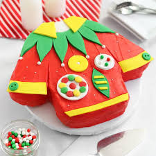 Start saving those egg cartons! 12 Gorgeous Christmas Cake Decorating Ideas