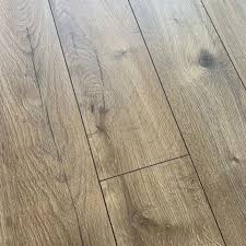 rustic oak 8mm laminate flooring