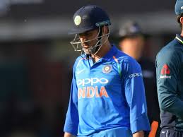 Get here full scorecard, match summary, graphs, free online live cricket scores on web, internet, b2b audio commentary. Ms Dhoni Booed By Indian Spectators During 2nd Odi Vs England Cricket News Times Of India