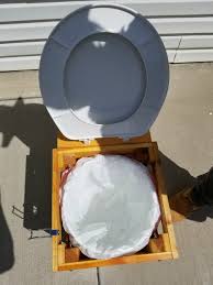 Make A Diy Emergency Toilet That Is