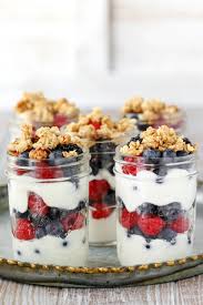 simple fruit and yogurt parfaits
