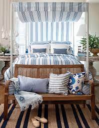 These Romantic Canopy Beds Are