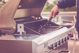 learn how to clean a gas grill properly