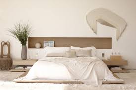 19 Ways To Feng Shui Your Bedroom For