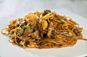 This char kway teow recipe is made with rice noodles, chinese sausage, shrimp, light soy sauce, dark soy sauce, and kecap manis. Char Kuey Teow Stir Fried Noodles Must Try Food In Malaysia Travelvui