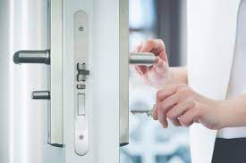 Ouvrir une porte quand on a perdu la clé : quelles méthodes ?