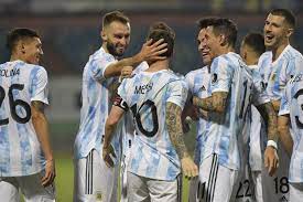 Lionel messi merayakan gol bersama rekan setimnya dalam pertandingan argentina vs ekuador pada perempat final copa america 2021 di. Jadwal Siaran Langsung Final Copa America 2021 Argentina Vs Brasil Halaman All Kompas Com